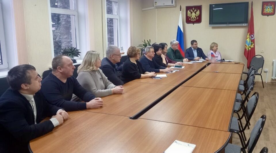 Навлинский район активно принимает участие в просмотре прямой линии с Президентом нашей страны