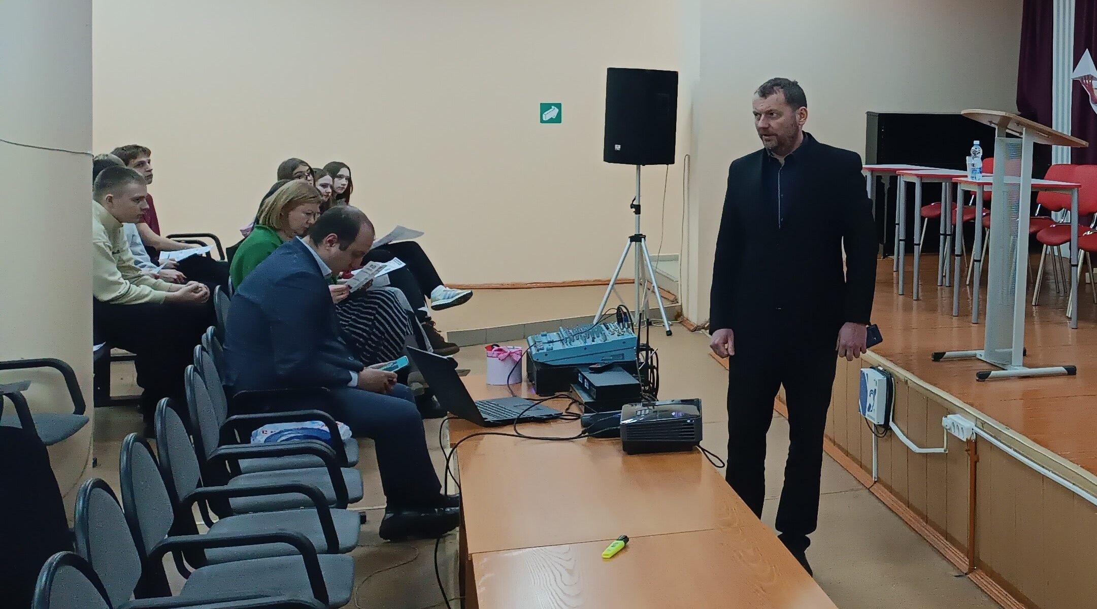 В Навле состоялась профориентационная встреча с представителями брянских вузов