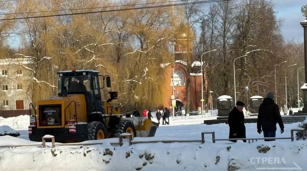 На брянских улицах работают 65 единиц техники