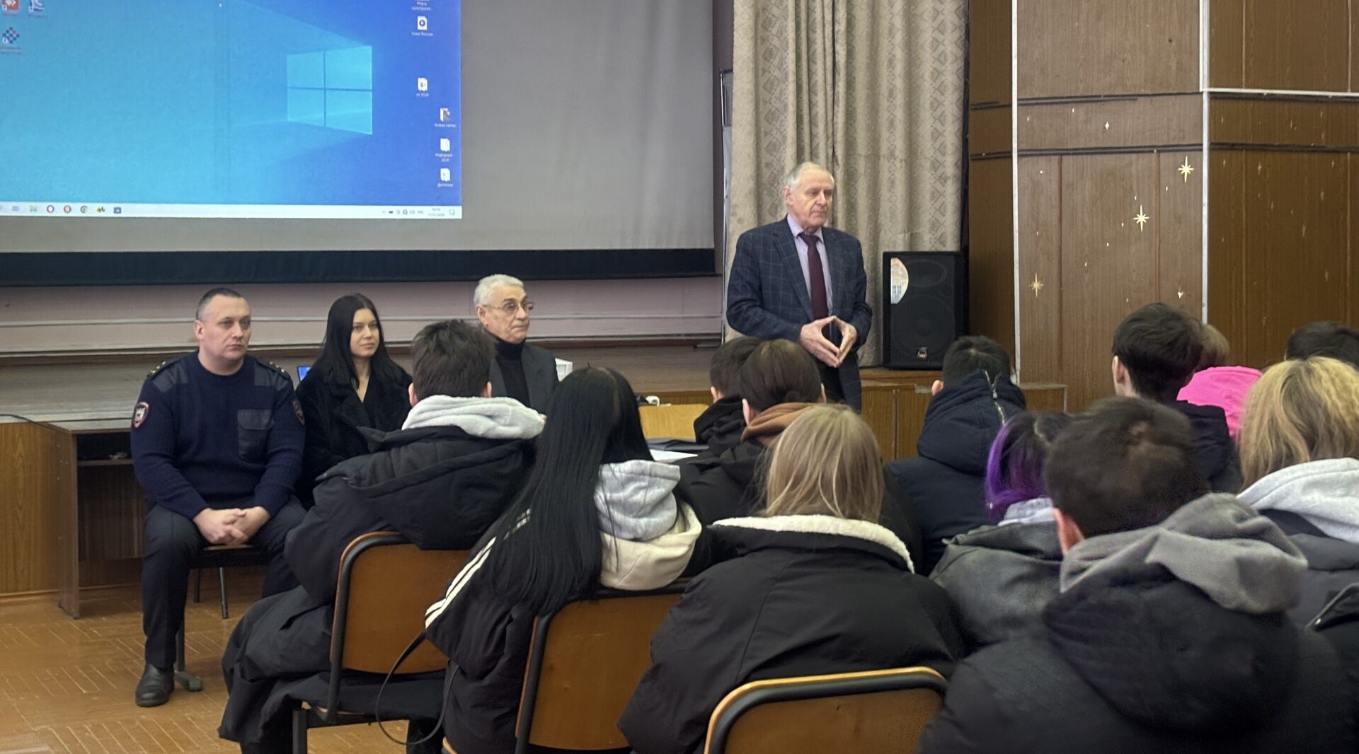 В Навлинском техникуме состоялась встреча, посвященная вопросам финансовой грамотности