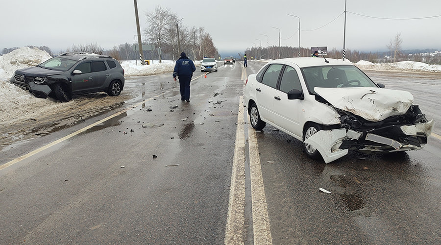 Навлинских водителей предостерегли от необдуманных обгонов