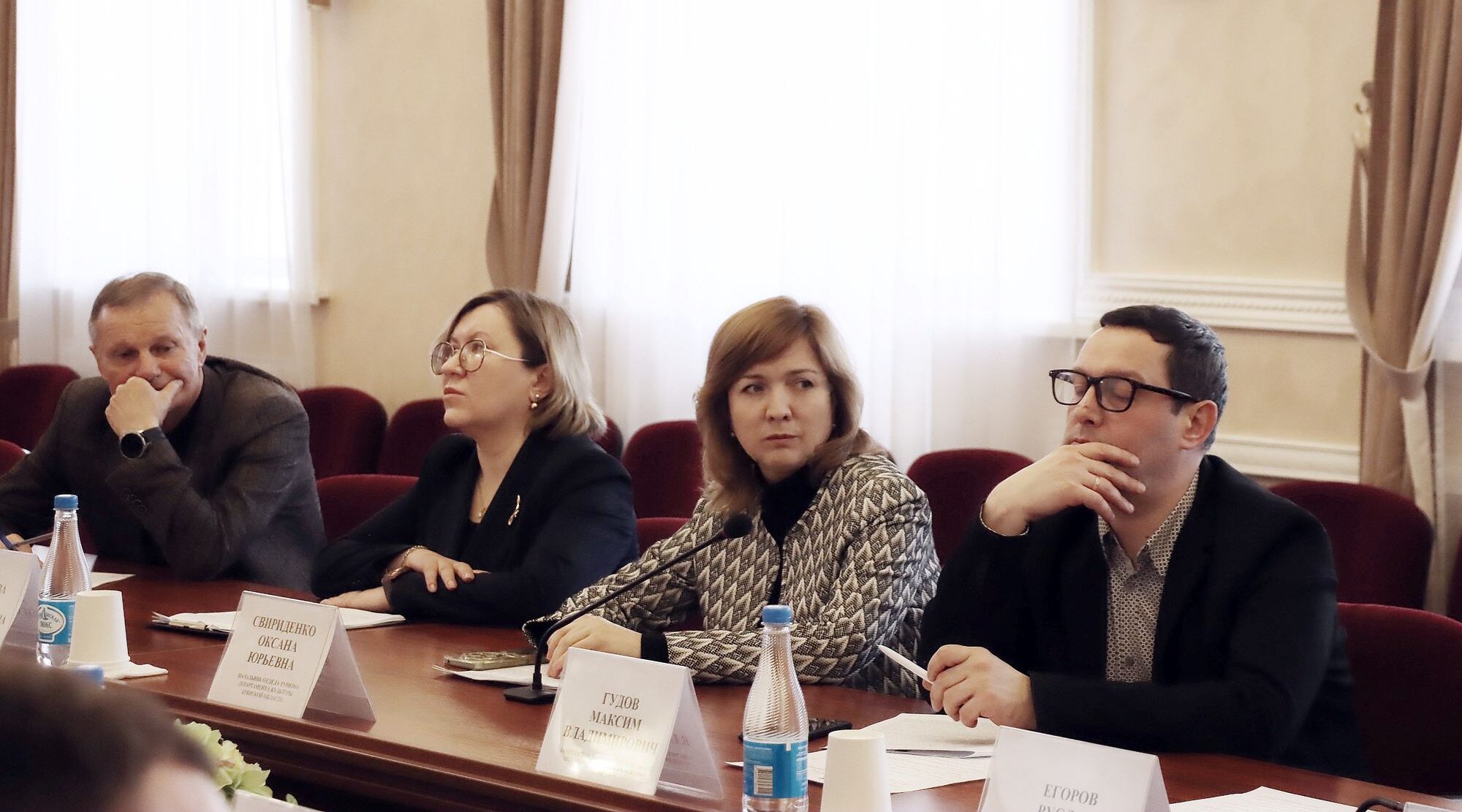 Брянские депутаты на совещании обсудили развитие спорта в Карачевском районе