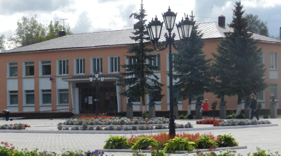 В брянской Суземке проведут капремонт библиотеки