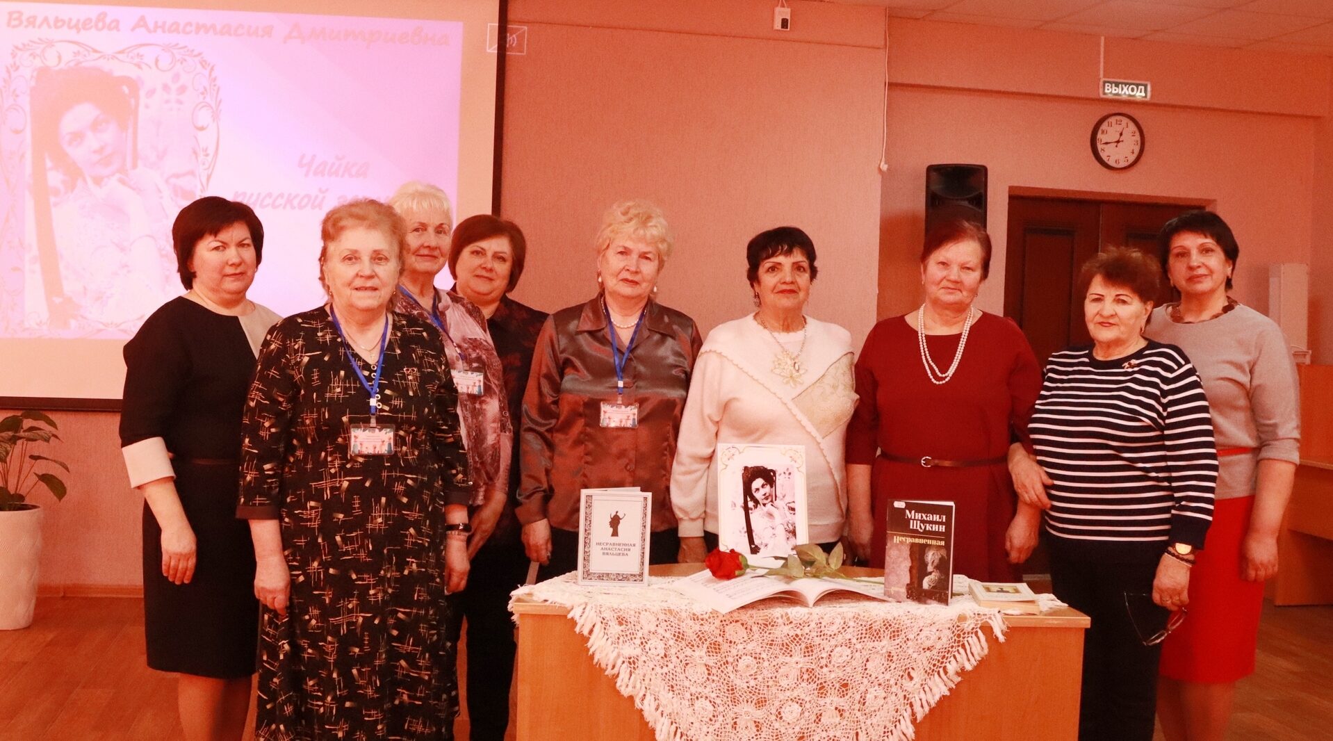 В Навле прошло мероприятие памяти Анастасии Вяльцевой «Чайка русской эстрады»