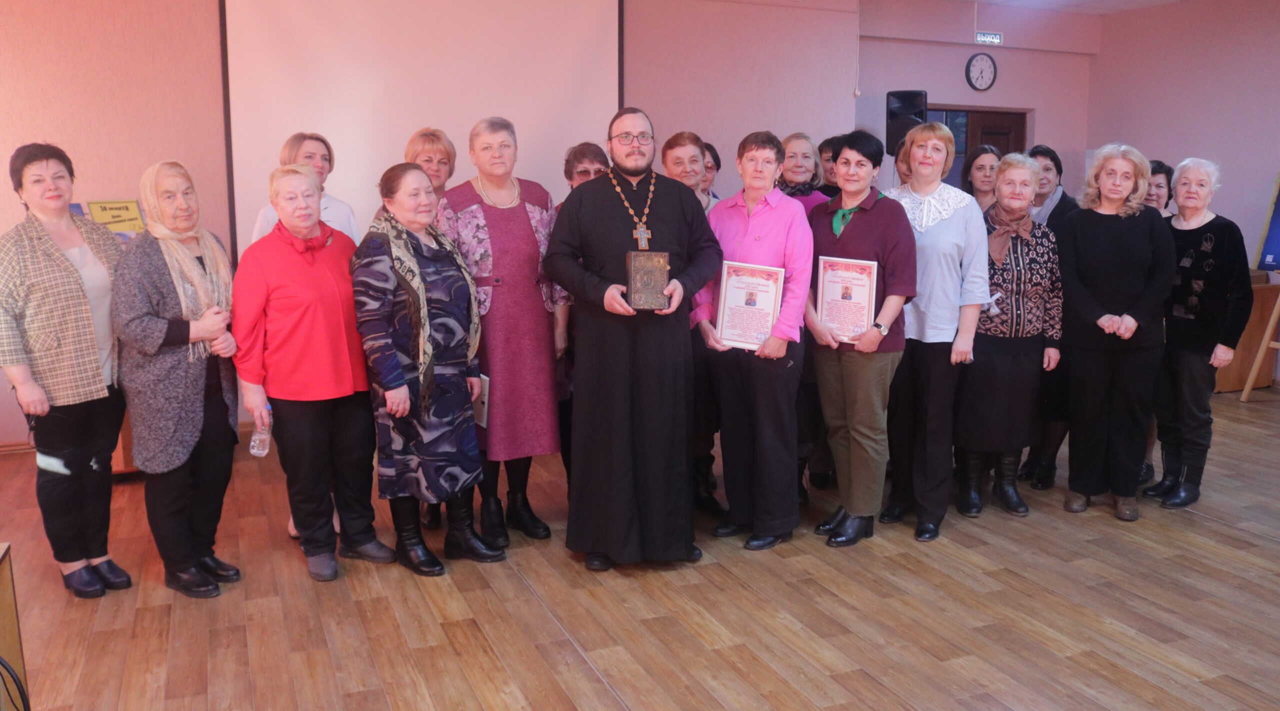 В Навлинской библиотеке отметили День православной книги