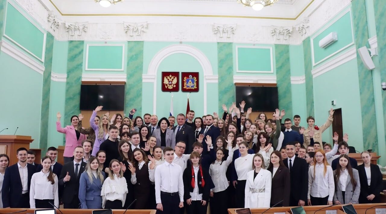 В Брянске состоялось совещание Молодежного парламента