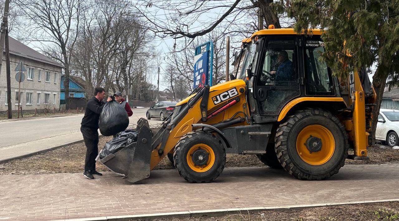 Навлинцы приступили к благоустройству общественных территорий
