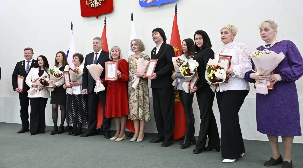 Глава Брянщины поздравил работников культуры с профессиональным праздником