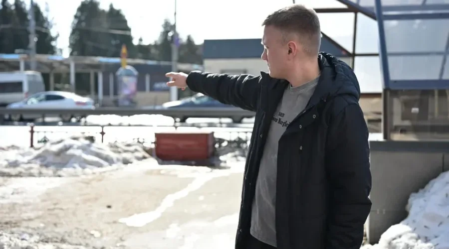 Брянский студент помог восстанавливать дорогу после ракетного удара