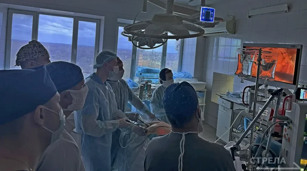 Ведущие хирурги Сеченовского университета передают опыт врачам Брянской области