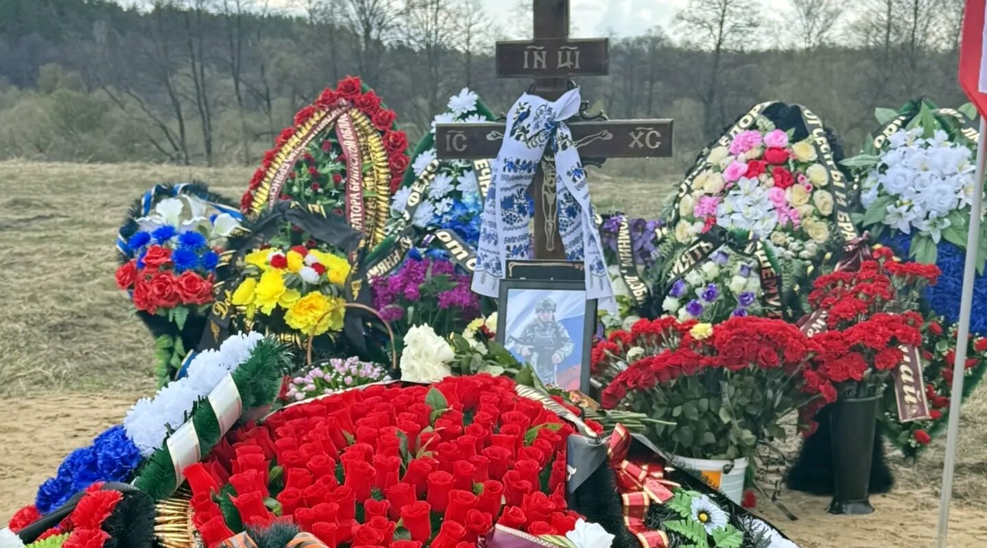 В Навлинском благочинии простились с погибшим в ходе СВО Фёдором Божефатовым