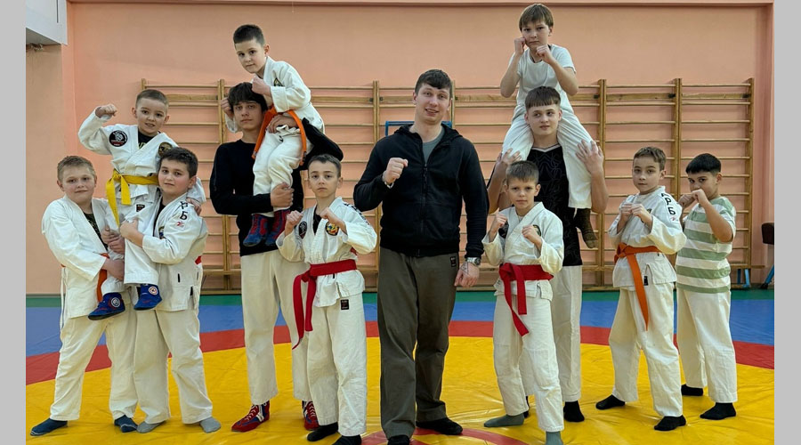 Занятия в клубе «Рысь» помогут навлинским ребятам стать сильнее