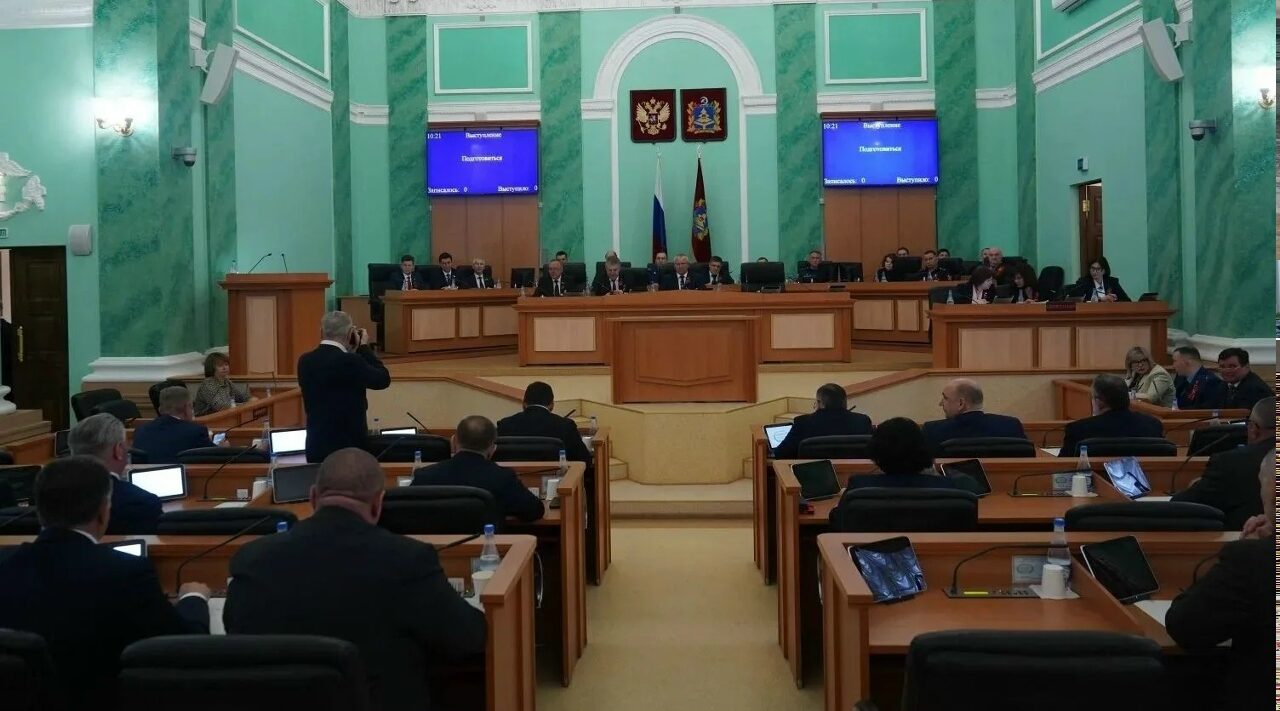 В Брянске прошло заседание областной Думы