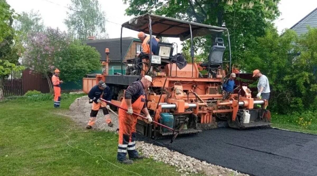 В Стародубе Брянской области заканчивается ремонт улицы Заозёрной