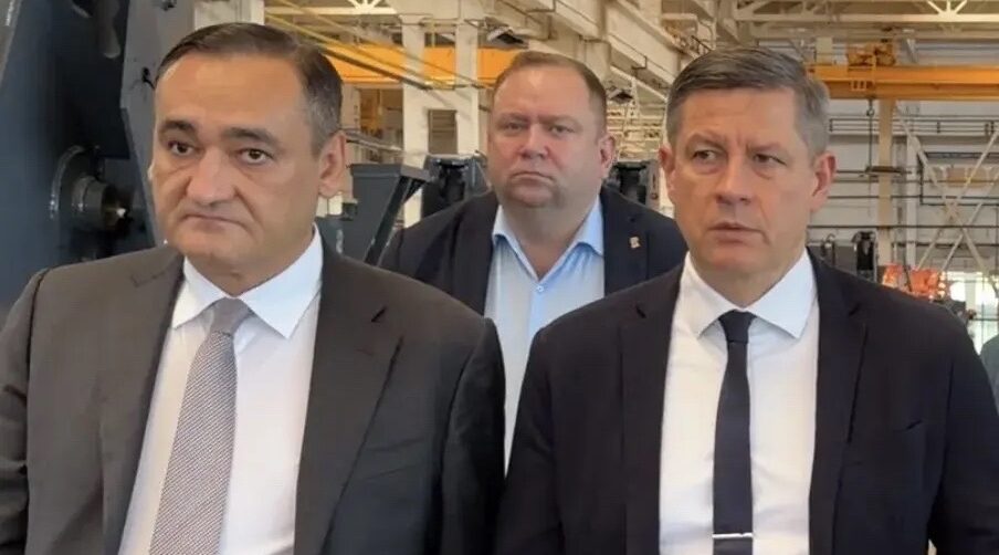 Врио губернатора Брянской области посетил производственную площадку «Брянский арсенал».