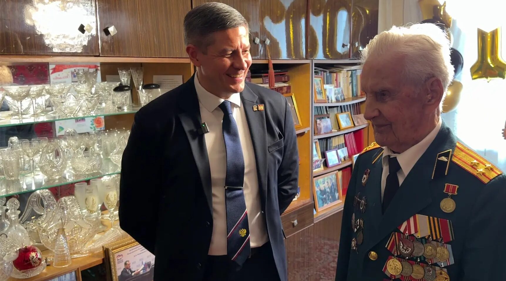 Врио главы Брянщины Егор Ковальчук поздравил ветерана со 102 годовщиной со дня рождения