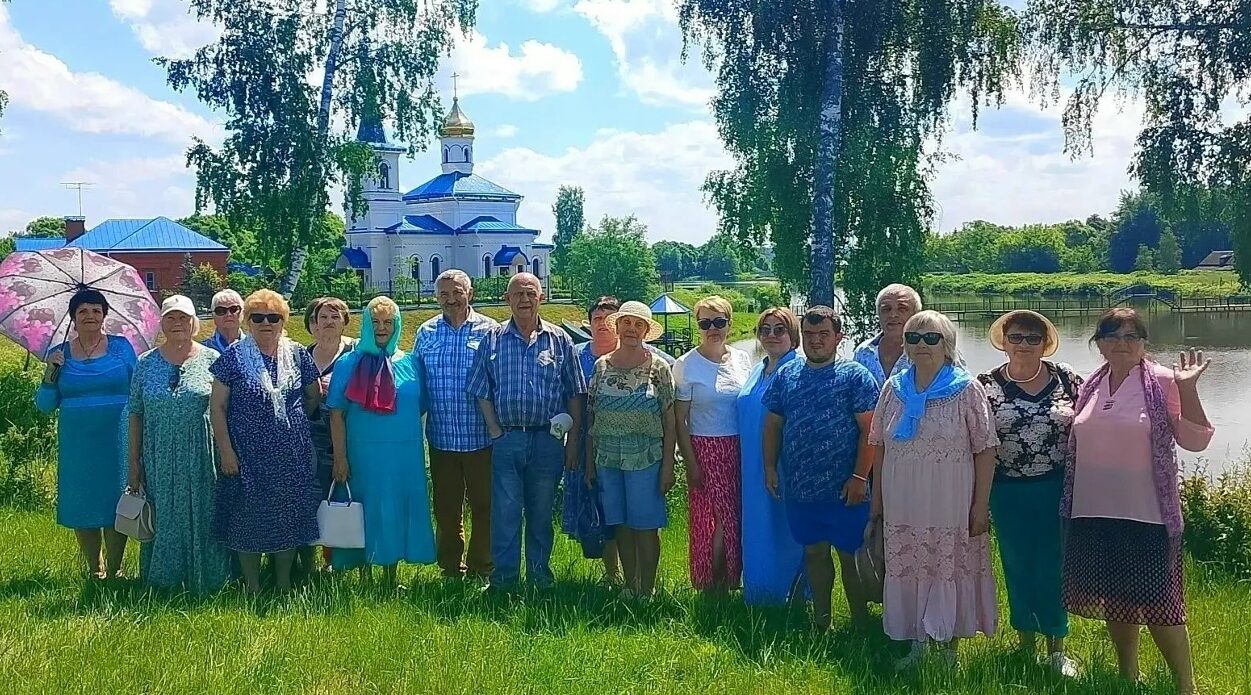 В Навле состоялась встреча двух клубов «Активное долголетие»
