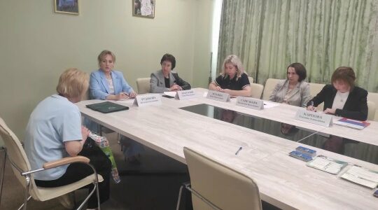 В Брянской области состоялся круглый стол с участием представителей  ведомств и социальных структур