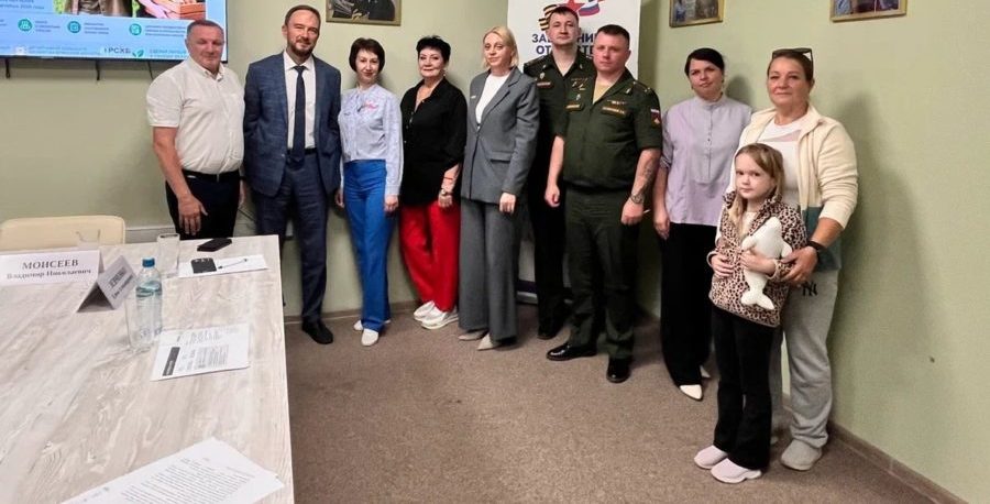 Брянским ветеранам СВО помогают открыть собственное дело в сфере АПК