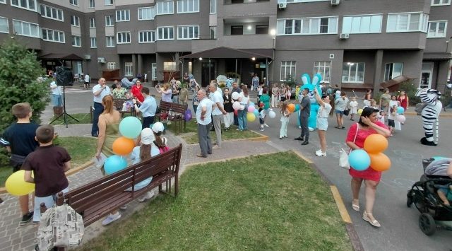 В Фокинском районе Брянска отметили праздник двора