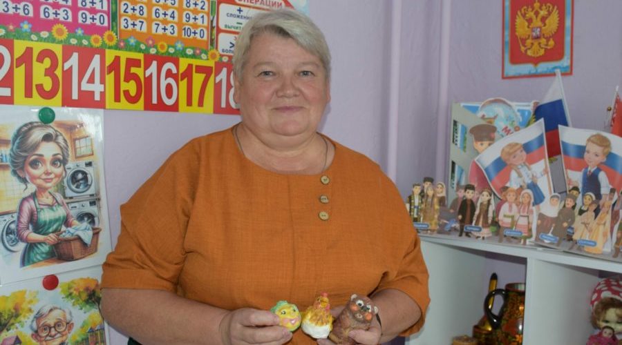 Педагог из брянского Климово награждена Почетной грамотой Минпросвещения