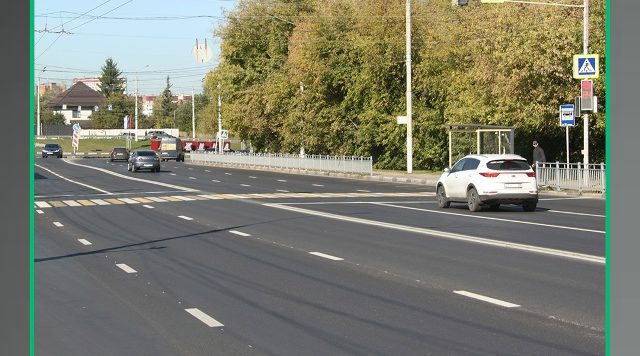 В Бежицком районе Брянска капитально отремонтировали участок улицы протяженностью 1 километр